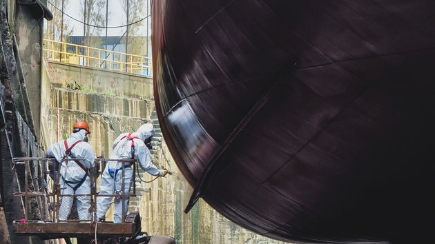 Scheepswerf medewerkers schilders